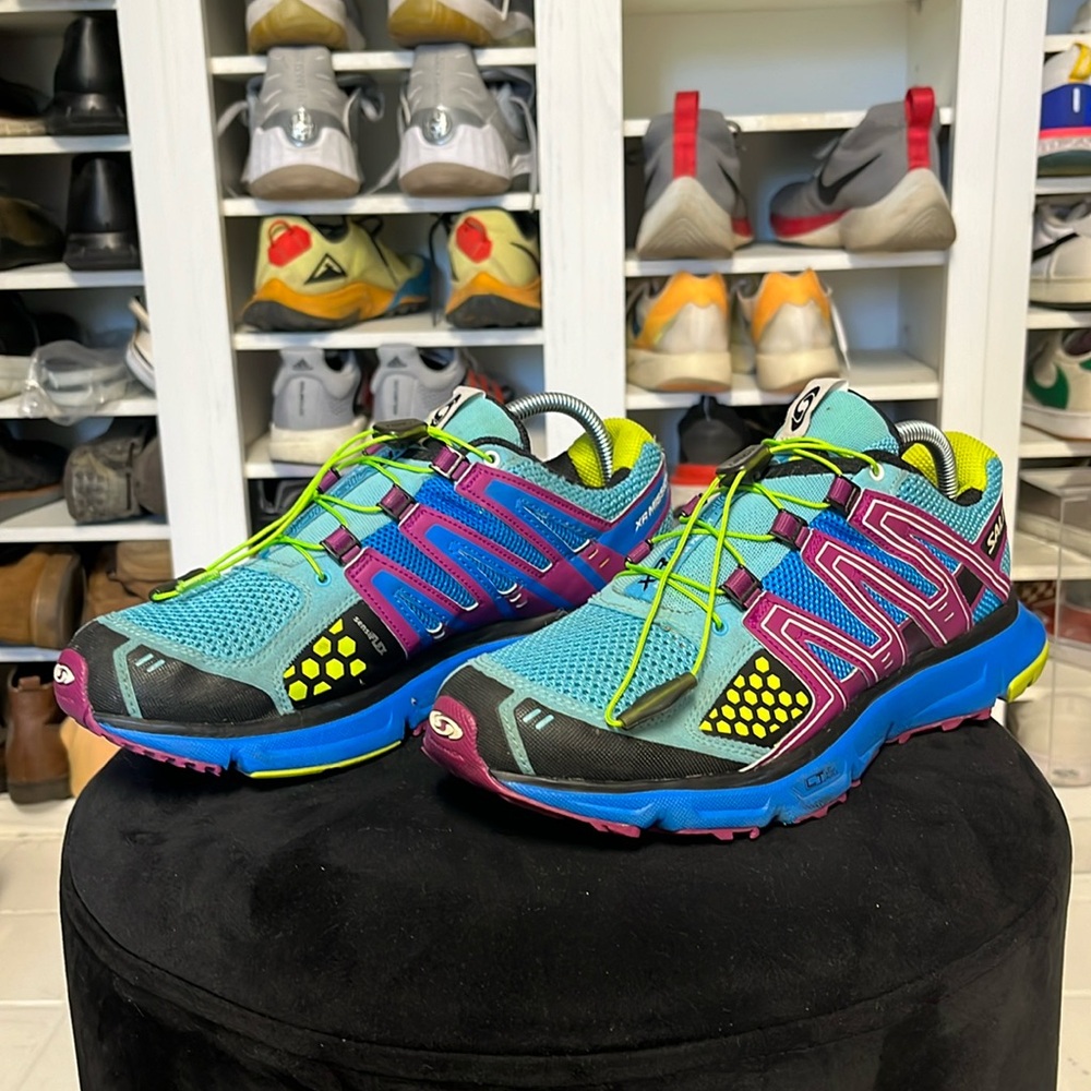 Women’s Salomon XR Mission SZ 10 Hiking Shoe